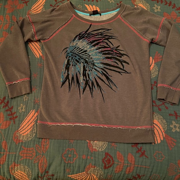 Rock and Roll Cowgirl. - Picture 3 of 5